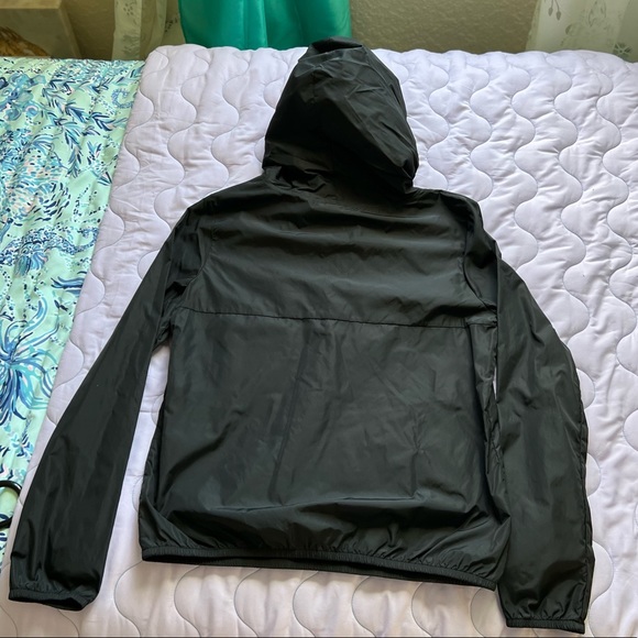 Victoria’s Secret Pink Black Windbreaker Pullover - Picture 2 of 9